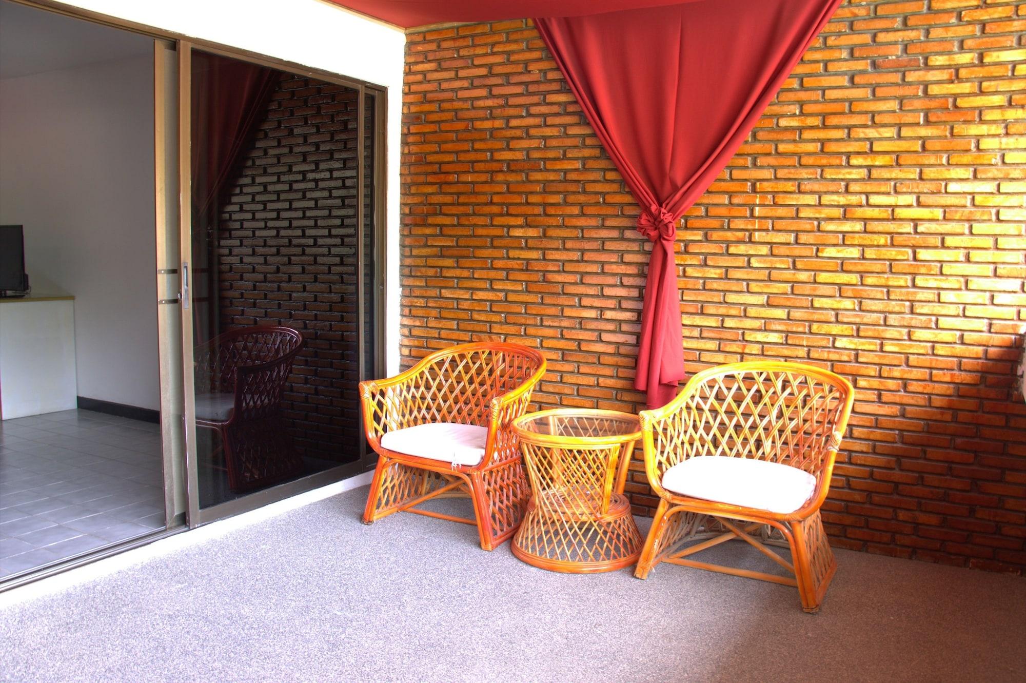 Surin Sweet Hotel Exterior photo