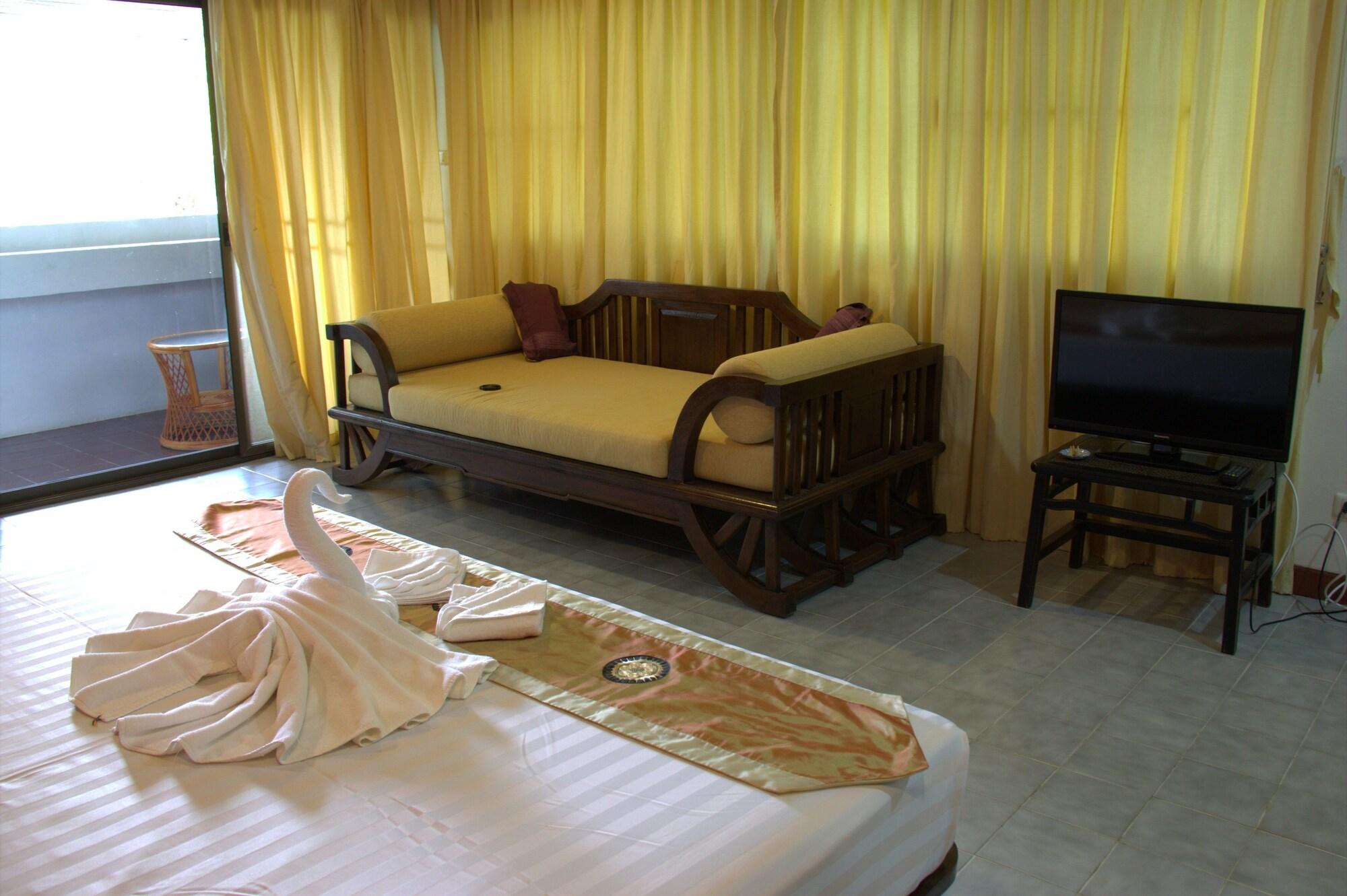 Surin Sweet Hotel Exterior photo