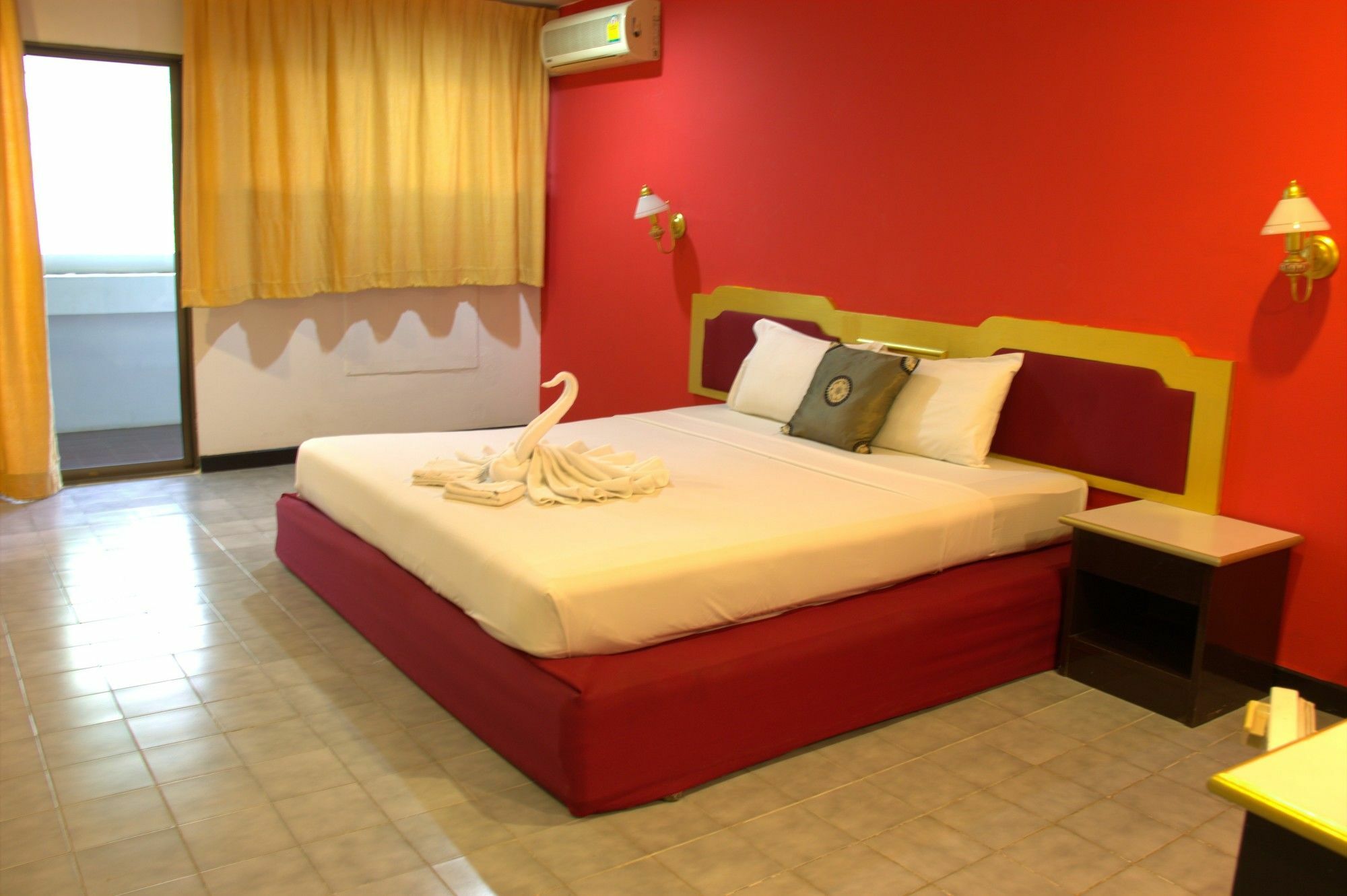 Surin Sweet Hotel Exterior photo